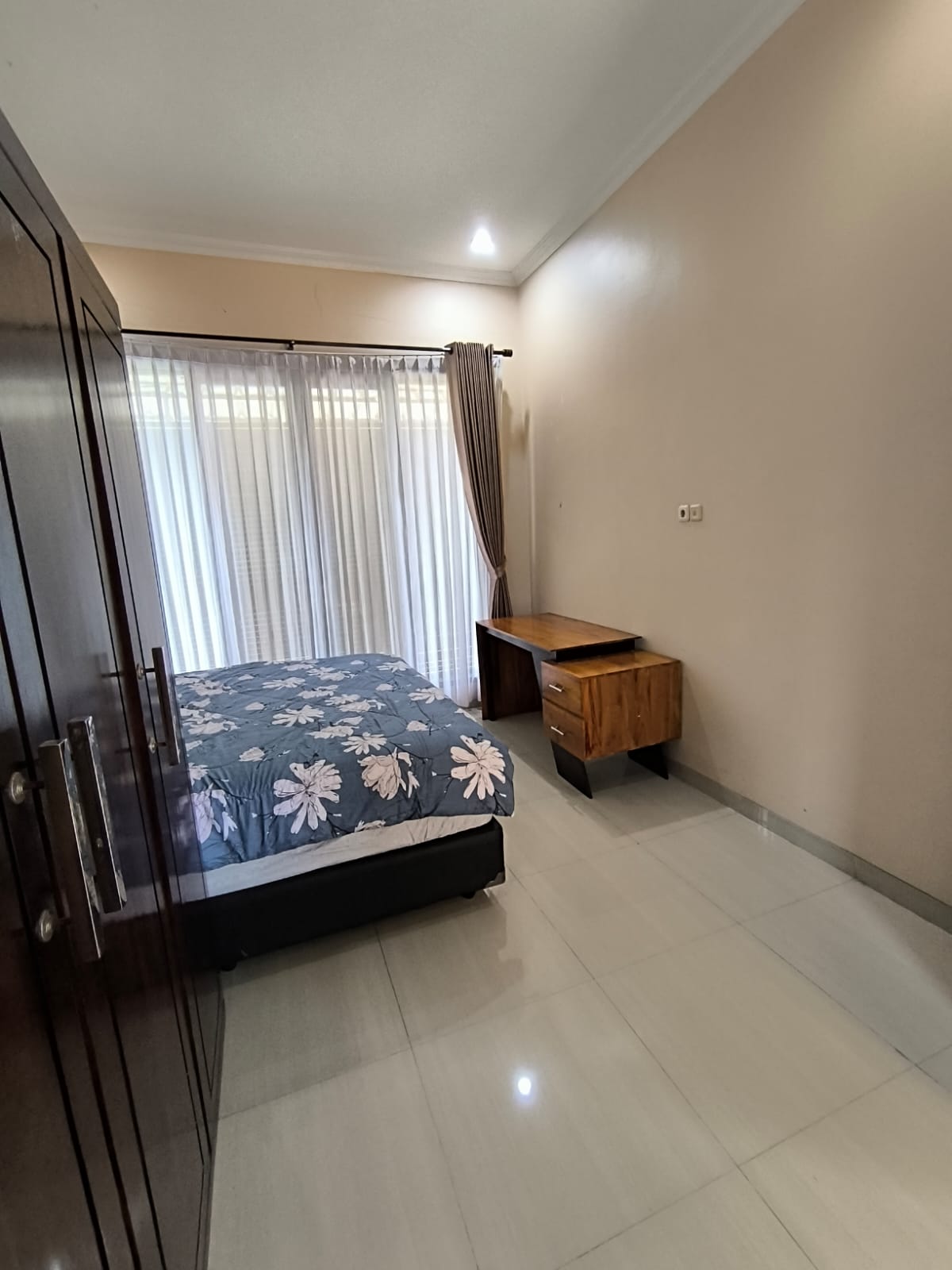 Disewakan Rumah Full Furnished Simpruk Lippo Cikarang